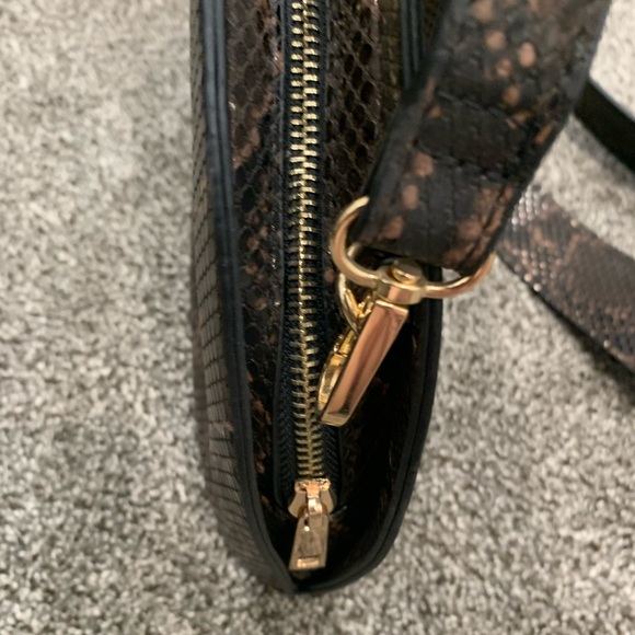 ASOS crossbody bag - Picture 3 of 4